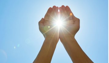 Sole e pelle: la melanina non basta a proteggerci