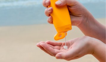 Gli errori più comuni quando si applica la crema solare
