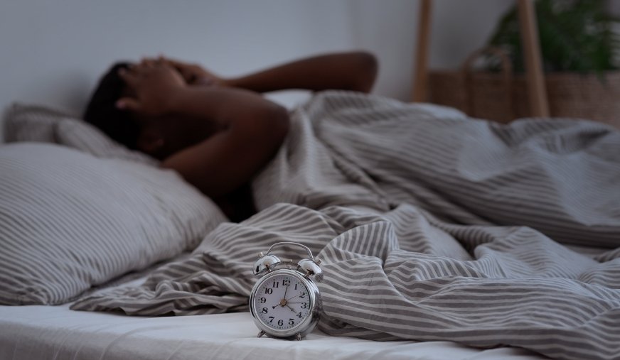 Rientro e insonnia: i rimedi naturali che funzionano davvero