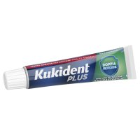 Kukident Plus Doppia Protezione 40g - Crema Adesiva per Protesi Dentarie